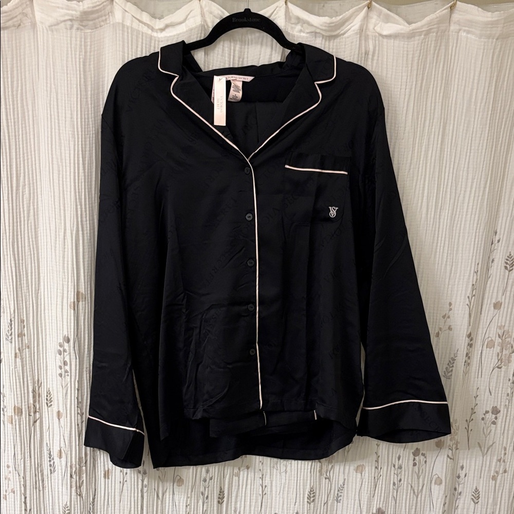 Victoria's Secret Black Pajama set with Pink Trim